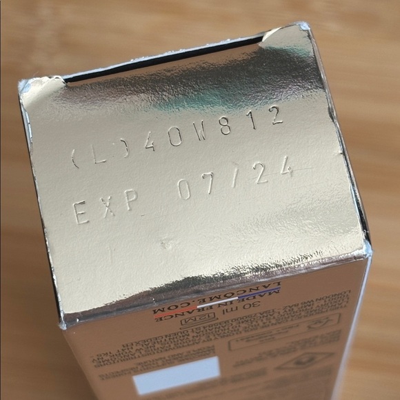 Lancôme TEINT IDOLE ULTRA WEAR FOUNDATION Breathable Natural Matte Finish 245C - Picture 9 of 12